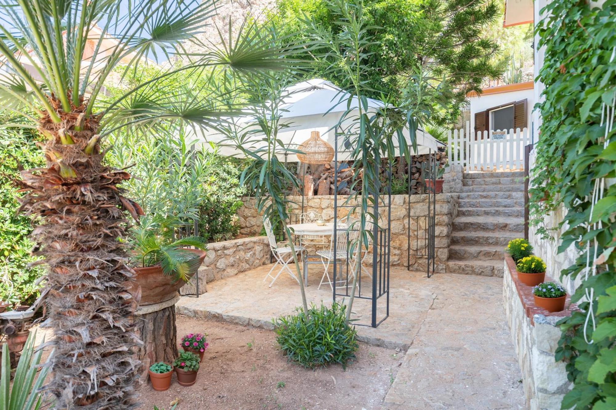 Vfh Villa Flavia Eco B&B - 50 Metri Dal Mare Santa Flavia Exterior foto